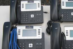 This business telephone system in Canada provides a VoIP office phone system
